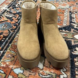 Universal Thread Rowan Boots 9